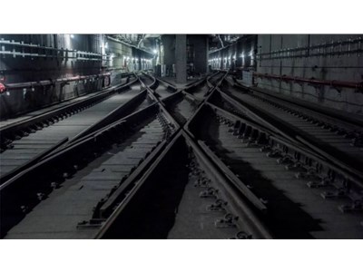 车站地铁机电安装管线优化与综合支吊架的使用分析